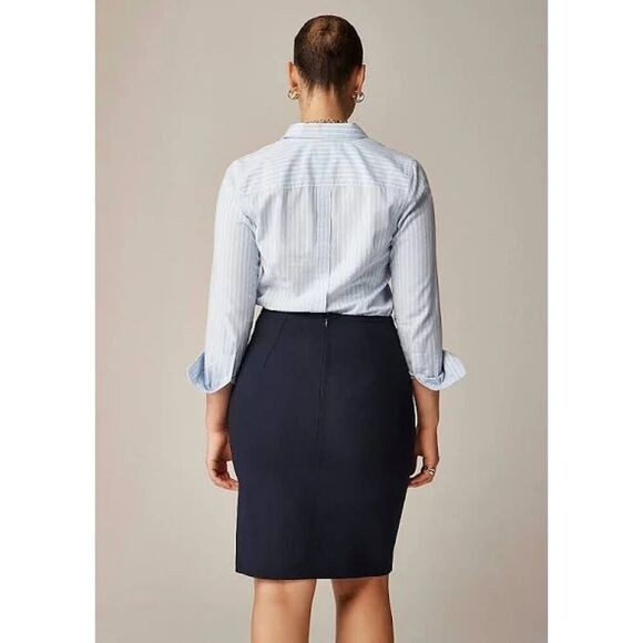 J.Crew Periwinkle Italian Bi-Stretch Pencil Skirt - Size 8 - Pre-owned - Picture 2 of 4